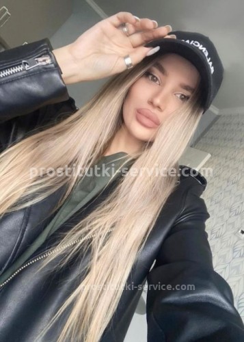 Саша, Г. Калининск